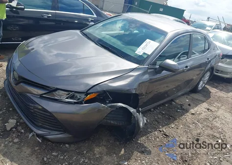 2018 Toyota Camry Le from USA, damaged, VIN 4T1B11HKXJU647142